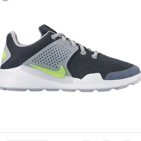 nike arrowz gs